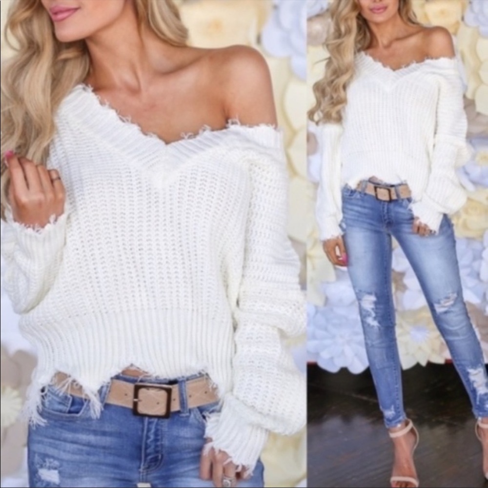 Cozy White v neck Frayed Hem knit Sweater Top S M L